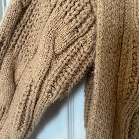 Universal Thread Sweater - Picture 5 of 6